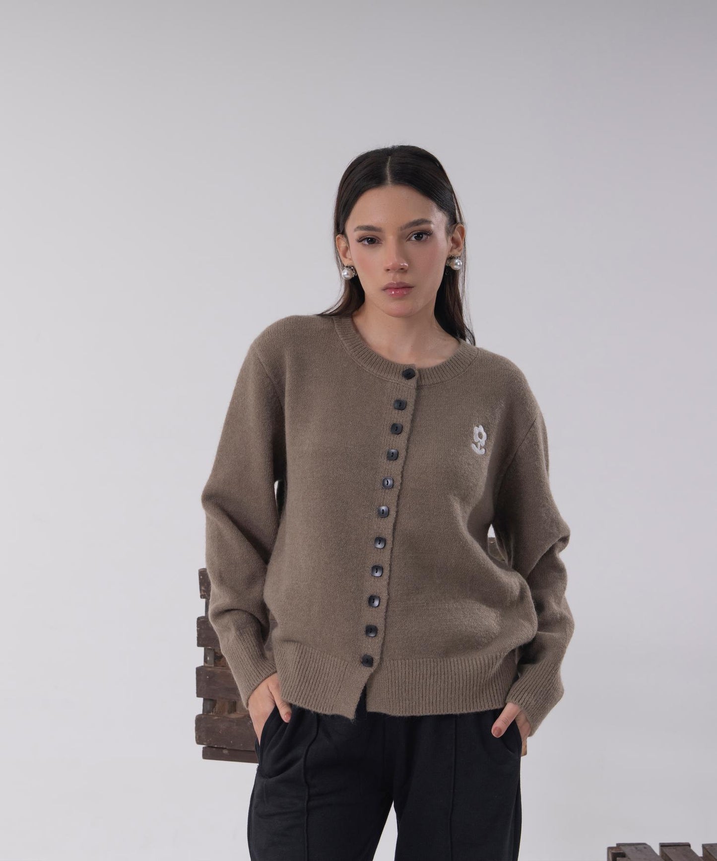 Embroidered Flower Knit Cardigan