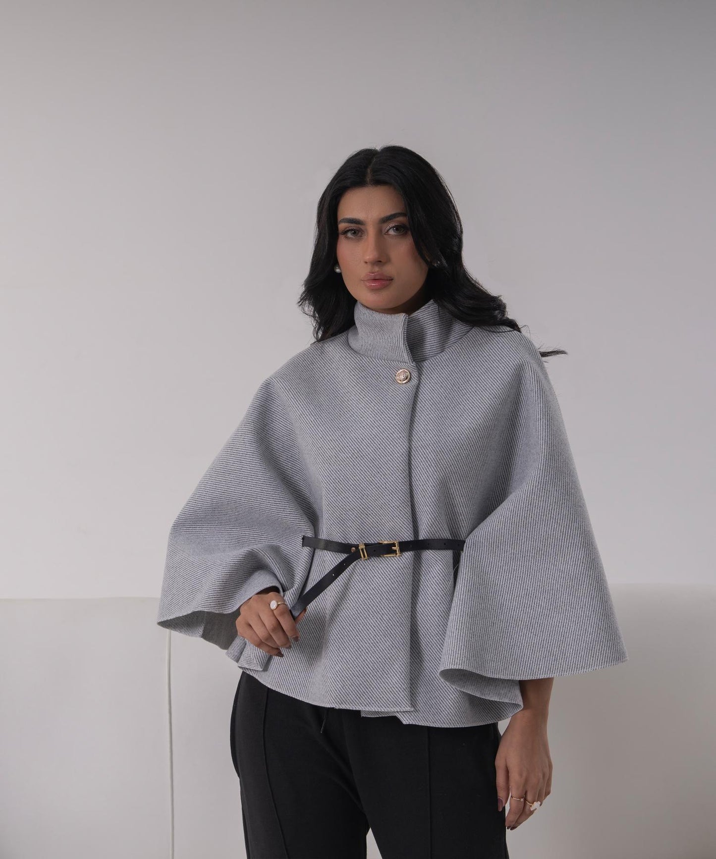 The Pearl Accent High-Neck Cape (Black)