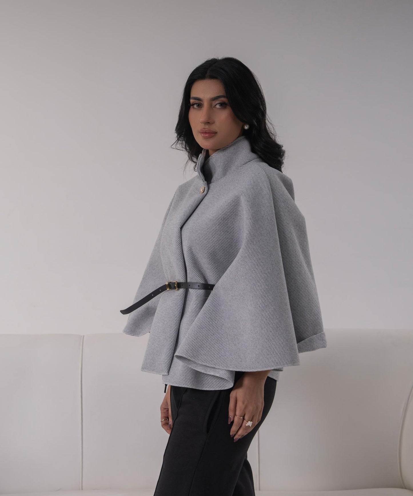 The Pearl Accent High-Neck Cape (Black)