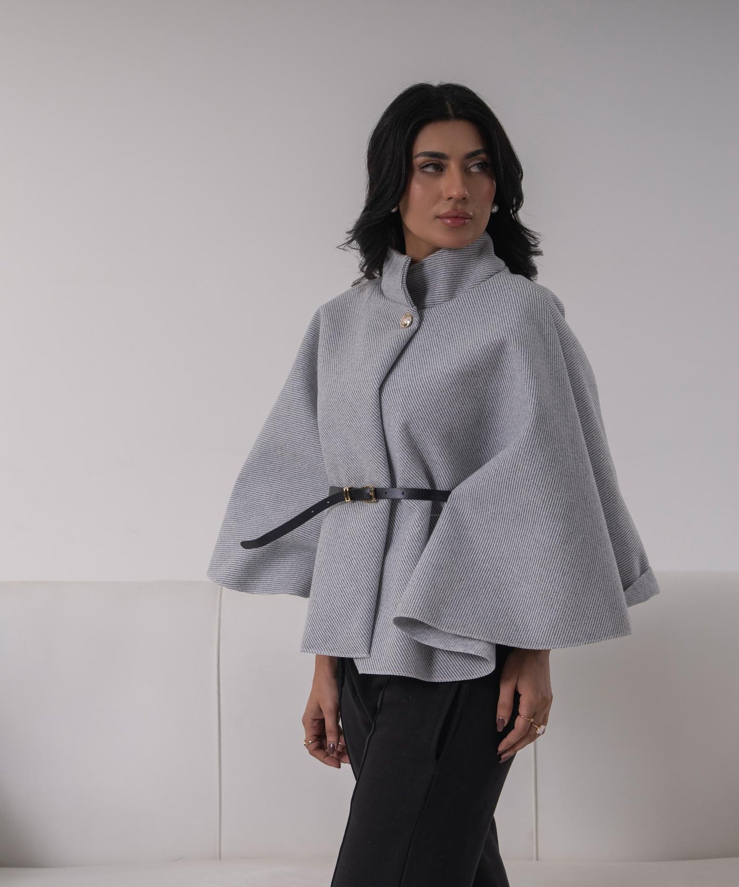 The Pearl Accent High-Neck Cape (Black)