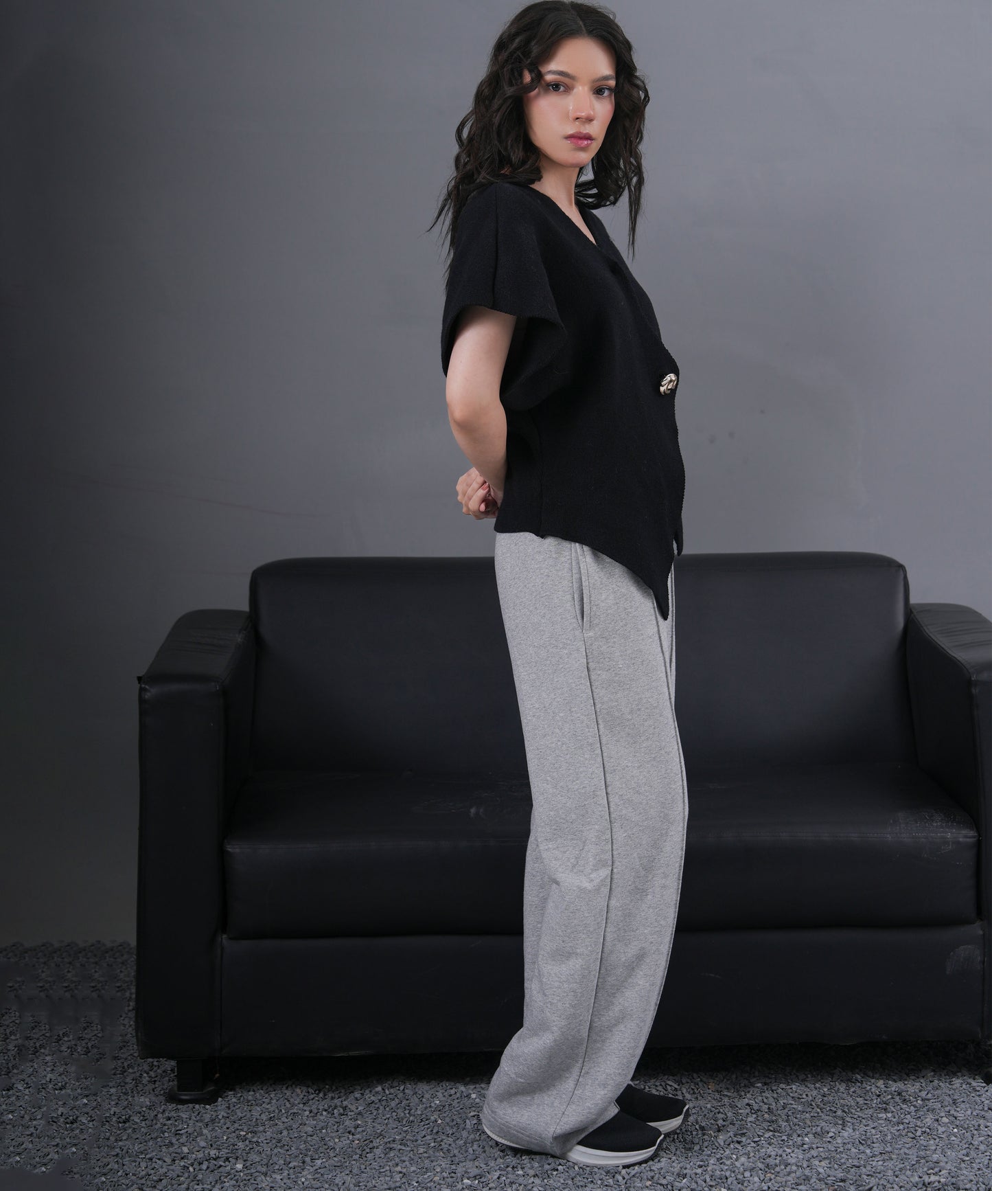 The Minimalist Cocoon Cape (Black)