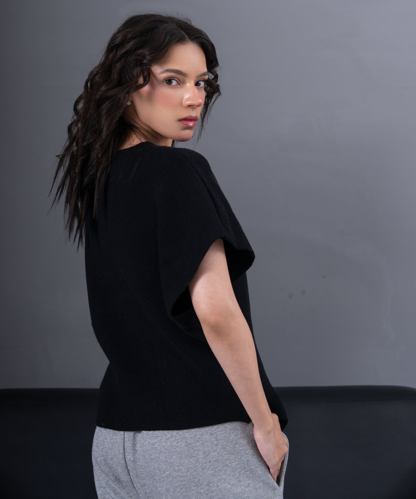 The Minimalist Cocoon Cape (Black)