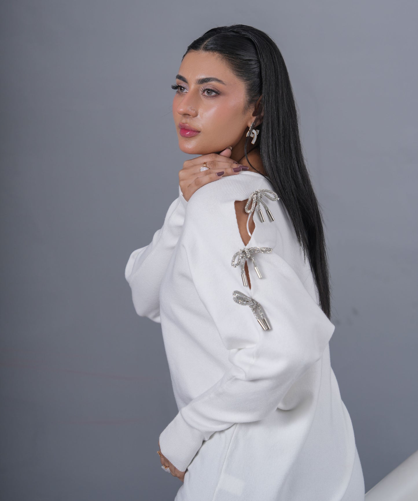 Crystal Bow Cape (Ivory)