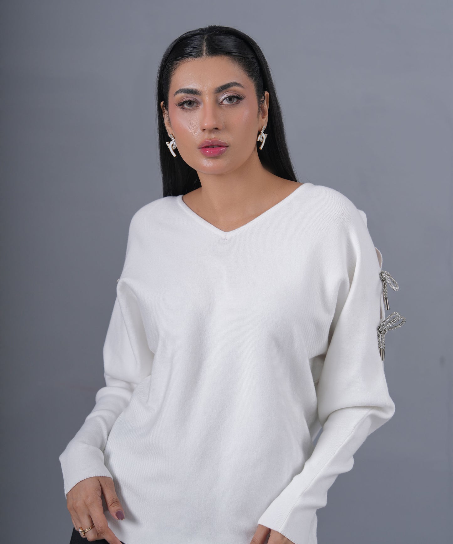 Crystal Bow Cape (Ivory)