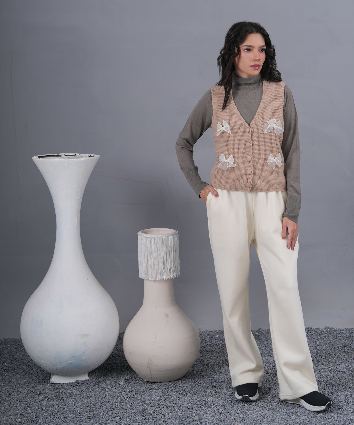 Bow-Detail Knit Vest – Warm Mocha