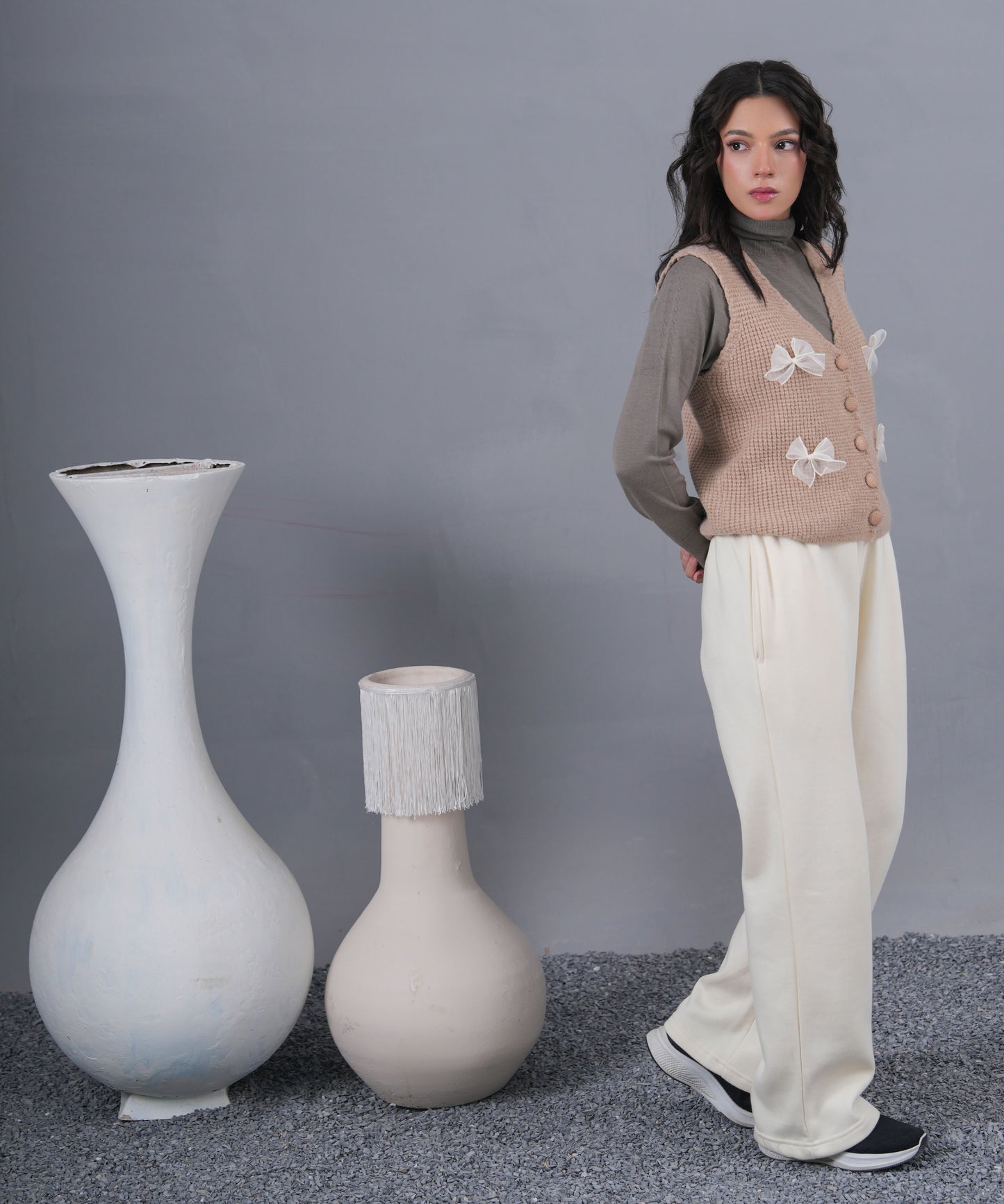 Bow-Detail Knit Vest – Warm Mocha