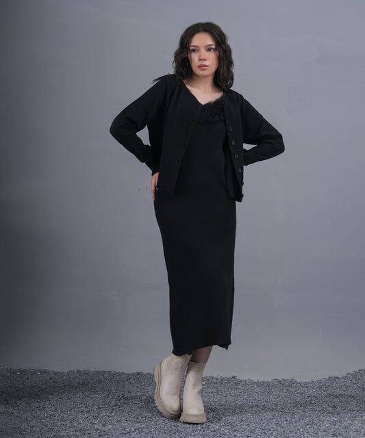 Black Off-Shoulder Knit Maxi Dress with Faux Fur