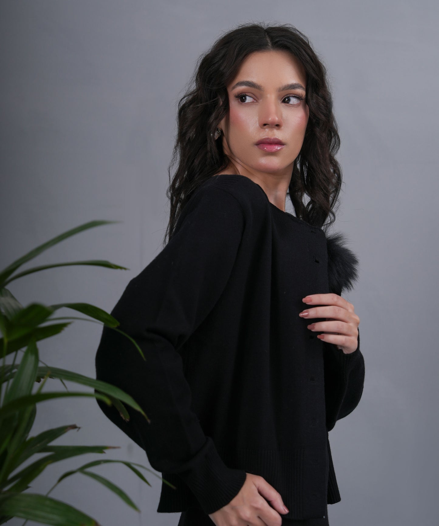 Black Off-Shoulder Knit Maxi Dress with Faux Fur